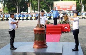 Pimpin Upacara Bulanan, Asisten Bidang Adum Pemkab Lampung Selatan Pinta ASN Jaga Netralitas