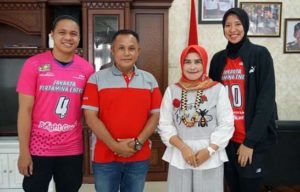 Dua Atlet Voli Putri Andalan Tim Nasional Sambangi Lampung Selatan
