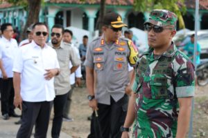 Plt Bupati, Kapolres, dan Dandim 0421 Lampung Selatan Pantau Proses Pemungutan Suara Pilkades Serentak