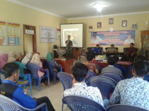 Sertu Abdullah Berikan Materi Wasbang Pada Karang Taruna Kepemudaan Desa Agom Kalianda Lamsel