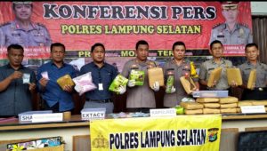 Polres Lamsel Gagalkan Penyelundupan Narkoba dan Ringkus Tersangka