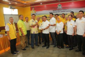 Rycko Menoza Kembalikan Berkas ke Golkar