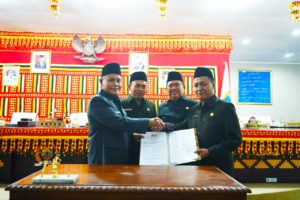 Delapan Fraksi DPRD Setujui, Sah Raperda APBD Kabupaten Lampung Selatan TA 2020