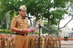 Asisten Pemerintahan Dan Kesra Pimpin Apel Mingguan Di Lingkungan Pemkab Lampung Selatan