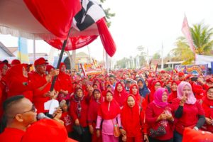 Dilepas Nanang Ermanto, Ribuan Masyarakat Ikut Jalan Sehat HKN Ke-55 Tingkat Kabupaten Lampung Selatan