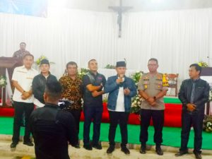 Nanang Ermanto Kunjungi Gereja,  Menjaga Kerukunan Umat Beragama