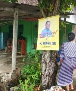 Sosialisasi Maju Pilkada Makin Gencar, Banner Foto Hipni Bertaburan Hingga Pelosok Desa