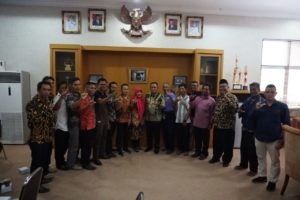 Silaturahmi Dengan Plt Bupati, Masyarakat Pulau Sebesi Sampaikan Program Wisata Pancing