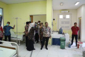 Antisipasi Virus Corona, Nanang Ermanto Tinjau Ruang Isolasi RSUD Bob Bazar