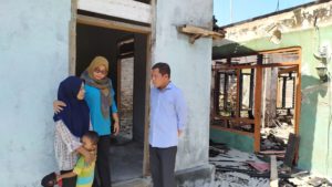 (Video) Hipni Sambangi dan Berikan Bantuan Kekorban Kebakaran Di Waypanji