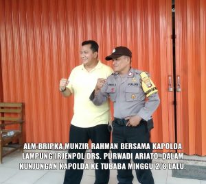 Photo Selfi Bersama Kapolda Lampung Jadi Kenangan Terakhir Almarhum Bripka Munzir Rahman Sebelum Wafat. Selamat Jalan Pak Bhabinkamtibmas!