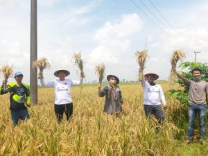 Hadiri Panen Raya Produk Pertanian Organik, Yuti Ramayanti Sebut Beri Nilai Tambah ke Petani