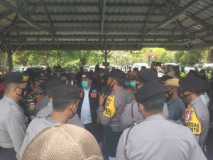 Sulit Akses, Sidang Sengketa Pilkada Lamsel Diwarnai Unjuk Rasa