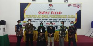 Rekapitulasi KPU Lamsel Nanang- Pandu Jawara, Tim Paslon 02 dan 03 Tuntut PSU