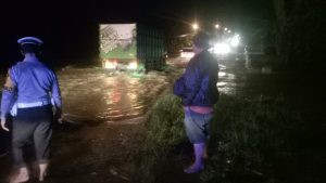 Banjir Genangi Jalinsum dan Pemukiman Rumah Warga di Lampung Utara