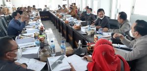 Pembahasan LKPj Bupati Lamsel TA 2020, RSBB Panen Kritik