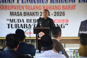 Bupati Umar Ahmad Hadiri Pengukuhan Pengurus Karang Taruna Tubaba Masa Bhakti 2021-2026