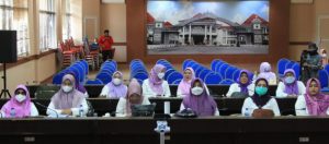 Jalin Silahturahmi dan Tingkatkan Pengetahuan Agama, TP PKK Lampung Selatan Ikuti Pengajian Bersama Pemprov Lampung