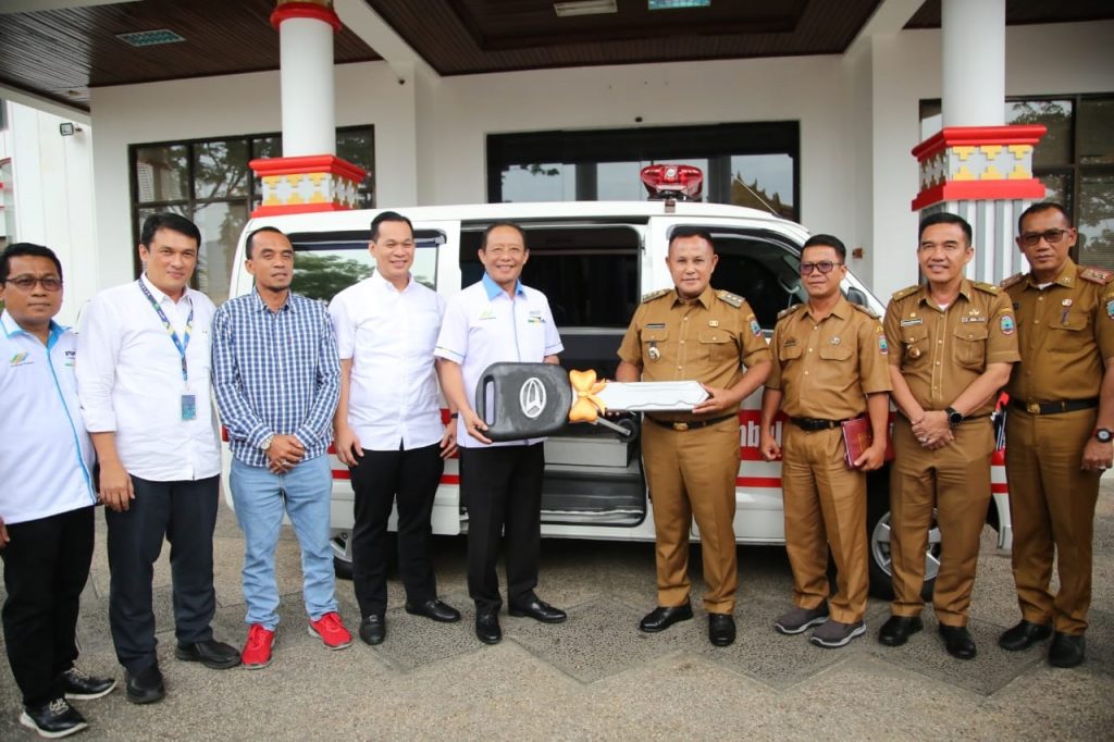 Pemkab Lampung Selatan Dapat Bantuan Satu Unit Ambulans dari PTPN VII
