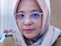 Tanggapi Aspirasi, Plt Kadiskes Lamsel Perintahkan Segera Copot Ornamen
