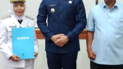 Lantik 8 Wajah Baru, Sri Mahendra Kesuma Dewi Wanita Bali Pertama Jabat Camat di Lamsel