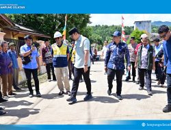 Bupati Egi Tinjau Perbaikan Ruas Jalan Pasuruan-Gandri, Warga Akhiri Penantian 10 Tahun