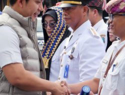 Lantik di Tengah Pasar, Bupati Egi Ingatkan Pejabat soal Realitas Pengabdian