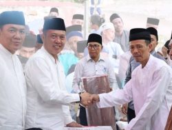 Ketua DPRD Yusrizal Pimpin Safari Ramadhan di Desa Sindang Agung Tanjung Raja