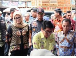 Bupati Hamartoni Tinjau Pos Pelayanan Mudik di Tiga Titik Lokasi di Lampura