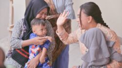 Sentuh Langsung Keluarga Penerima Bantuan, Zita Anjani Perkuat Pendampingan Anak Berisiko Stunting